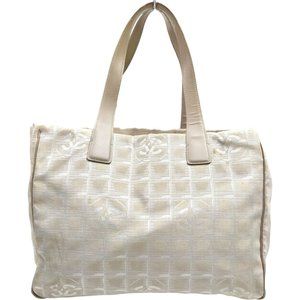 Chanel Tote Bag New Travel Line Beige Nylon. 645176S.
